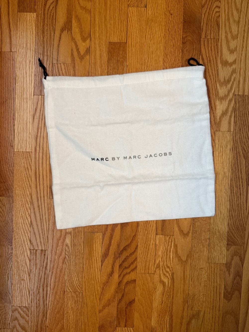 Marc by Marc Jacobs Cream Drawstring Logo Dust Bag